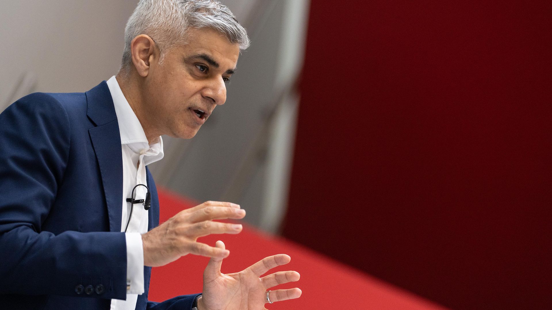 Increased age of eligibility for 60-plus photo card being considered by TfL - Vimarsana News