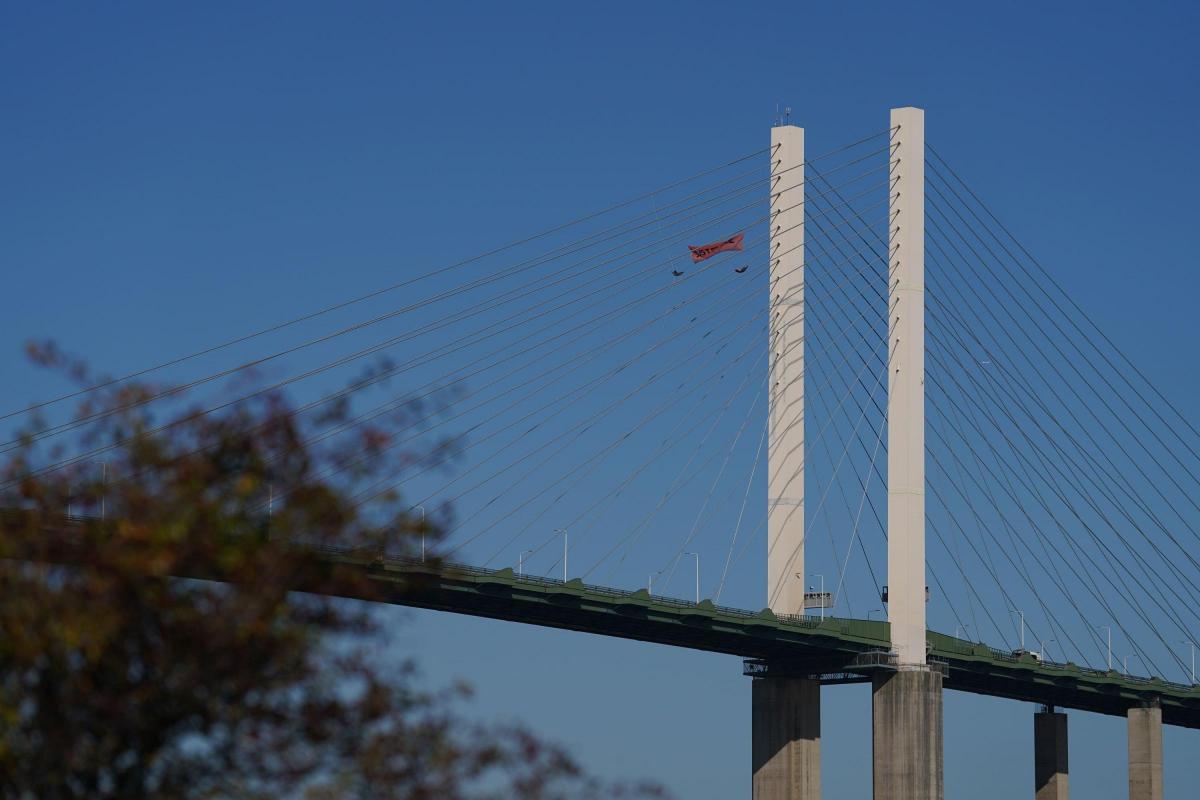 building beautiful in spite of Dartford Crossing still blocked after Just Stop Oil protesters scale bridge  | Romford Recorder