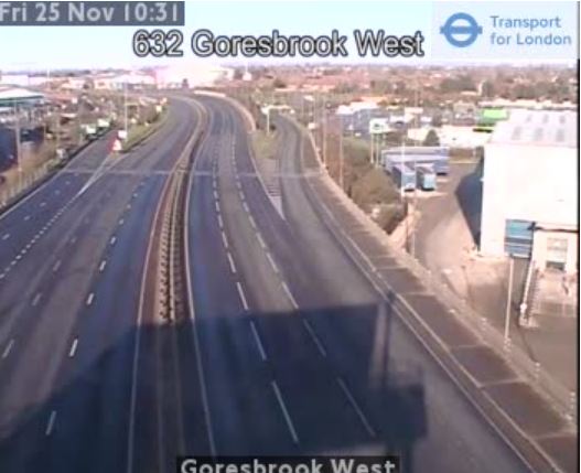 Woman dies after early-morning police chase crash on A13 near Rainham - Vimarsana News