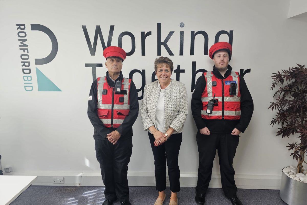 Private Bobbies to curtail anti-social behaviour in Romford - Vimarsana News