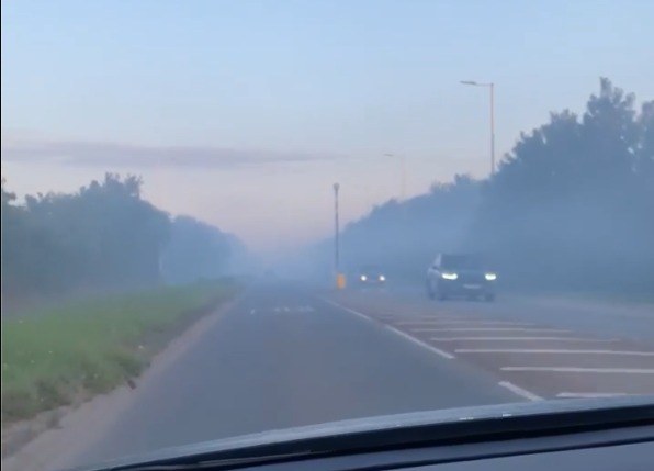 Smoke from Launders Lane, Rainham fire billows over road - Vimarsana News
