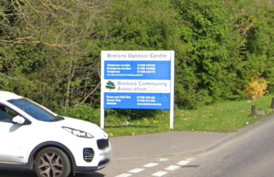 Bretons Manor in Rainham damaged during burglary at club - Vimarsana News