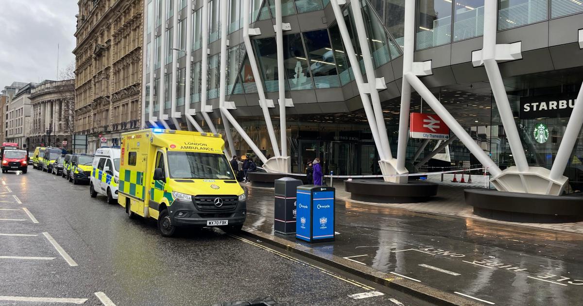 City Thameslink station London cordoned off by police - Vimarsana News