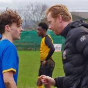 JW 21 Feb 2024 soccer romford soccer romford west essex Dan Spinks gives instructions to recent signing Reece McGovern picture by credit BOB KNIGHTLEY