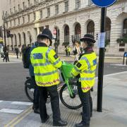 Police crackdown on 'red light' cycling