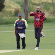 Adeel Malik in bowling action for Hornchurch